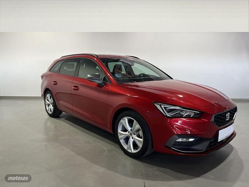 Rojo Usado 2024 Seat Leon FR Familiar | 26.800 € (Caro) - Imagen 1/4