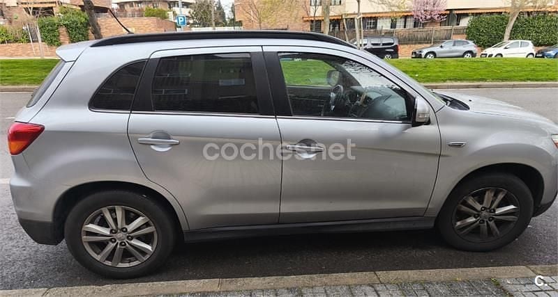 Usado Mitsubishi ASX 150 CV (110 kW) 2010 Gris / plata SUV