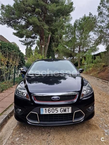 Begagnad Ford Focus Trend 115 HK (84 kW) 2009 Svart Sedan
