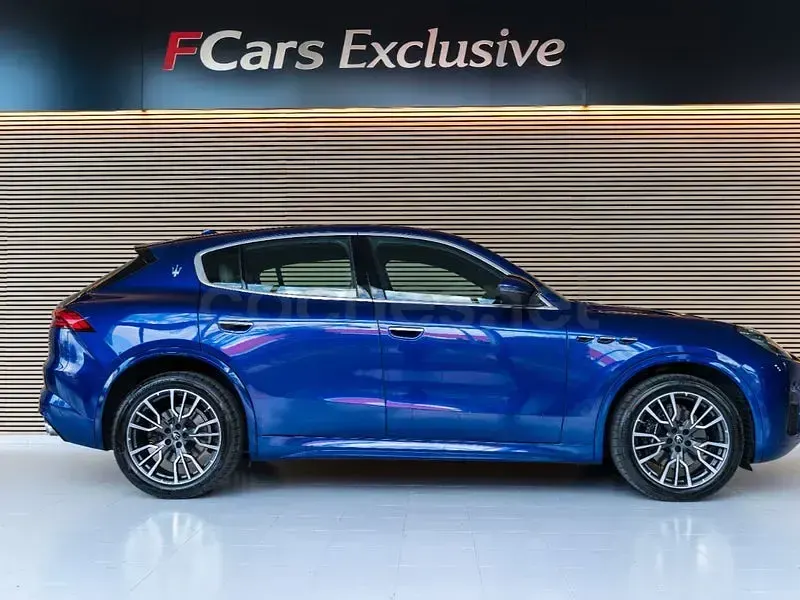 Usado Maserati Grecale GT 300 CV (220 kW) 2024 Azul SUV