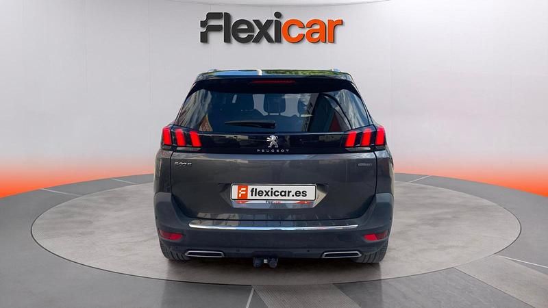 Usado Peugeot 5008 Style 131 CV (96 kW) 2017 Gris Monovolumen