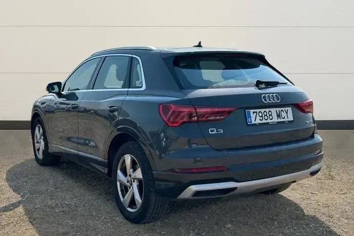 Usado Audi Q3 Advanced Plus 150 CV (110 kW) 2022 Gris SUV