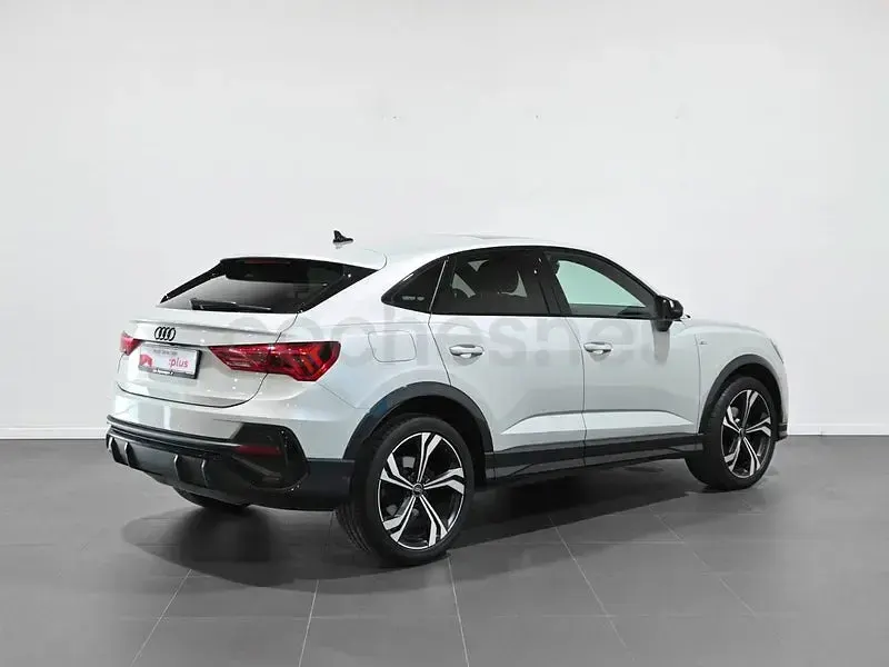 Usado Audi Q3 Sportback Sport 150 CV (110 kW) 2022 Gris / plata SUV