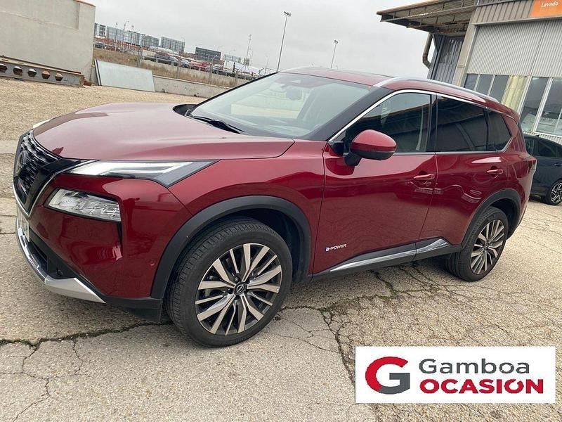Usado Nissan X-Trail Tekna+ 213 CV (156 kW) 2022 Rojo SUV