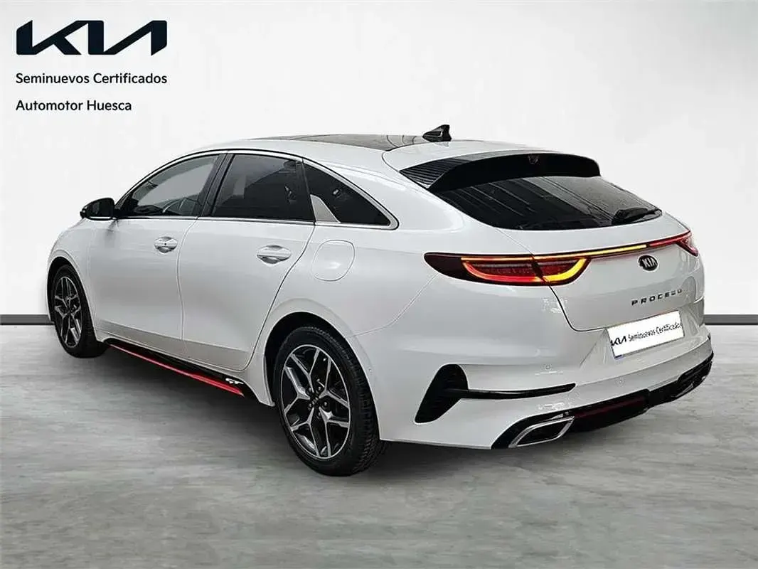Usado Kia ProCeed GT-Line 120 CV (88 kW) 2020 Familiar