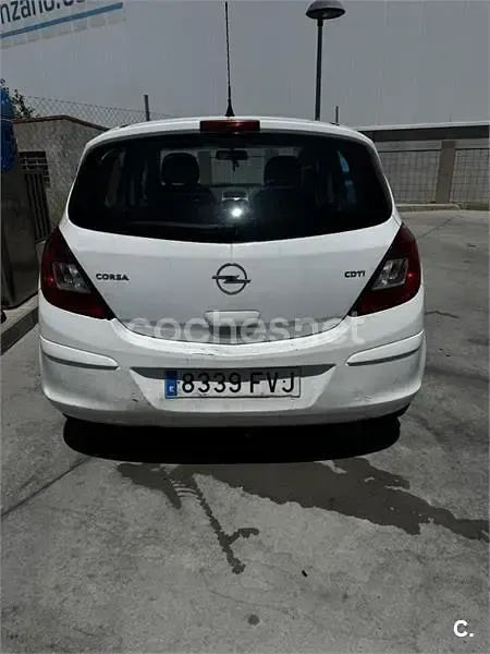 Usado Opel Corsa Cosmo 75 CV (55 kW) 2007 Blanco Utilitario