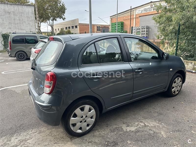 Gris / plata Usado 2011 Nissan Micra Premium Edition Berlina | 4500 € (Precio justo) - Imagen 1/4