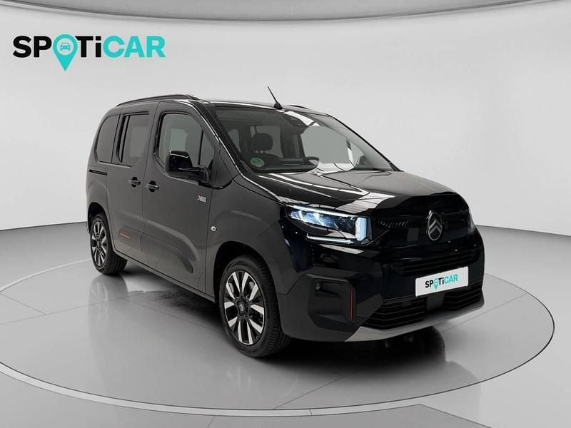 Usado Citroën Berlingo XTR 130 CV (95 kW) 2025 Negro Monovolumen