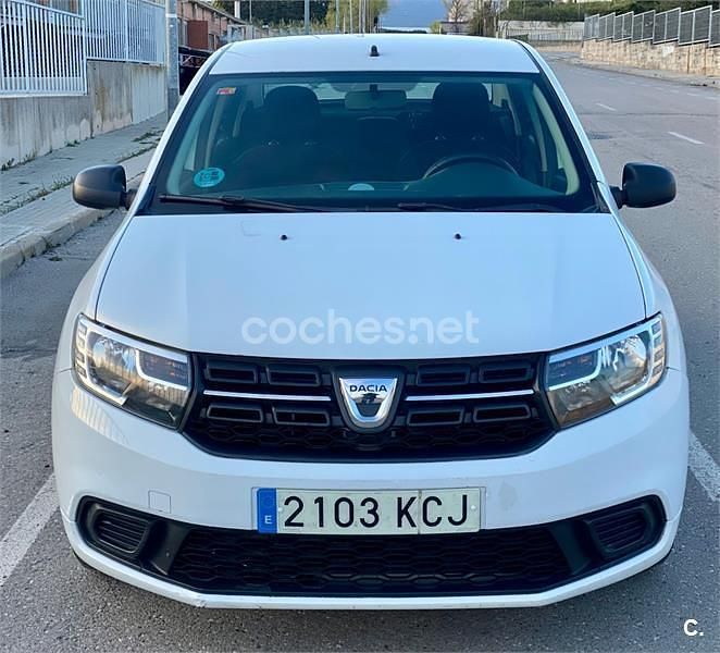 Usado Dacia Logan Ambiance 73 CV (53 kW) 2017 Blanco Berlina