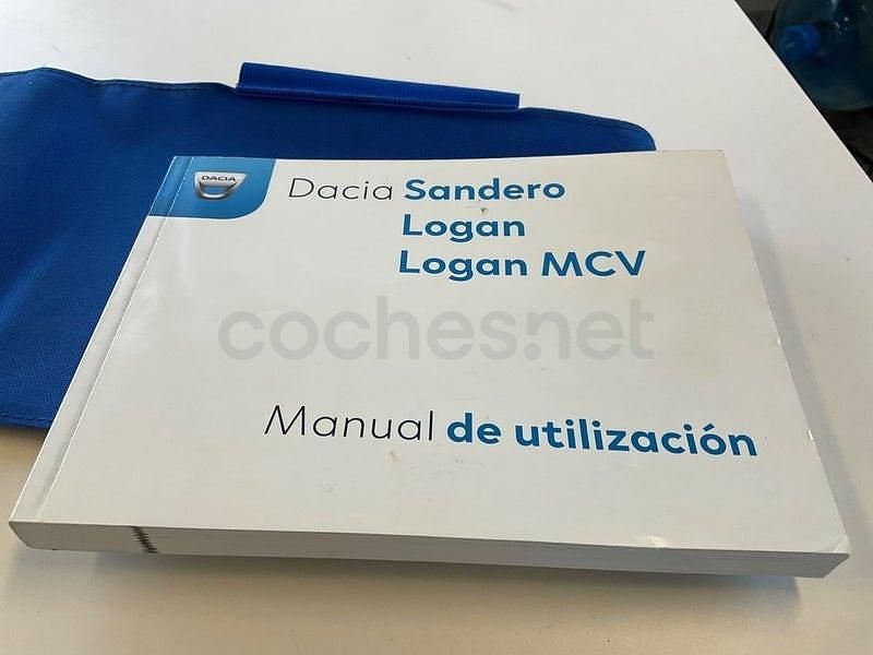 Usado Dacia Sandero Comfort 90 CV (66 kW) 2019 Blanco Utilitario