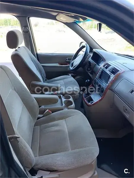 Usado Kia Carnival EX 144 CV (105 kW) 2003 Verde Monovolumen