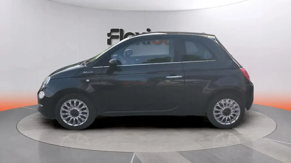 Usado Fiat 500 Club 71 CV (52 kW) 2022 Azul Berlina