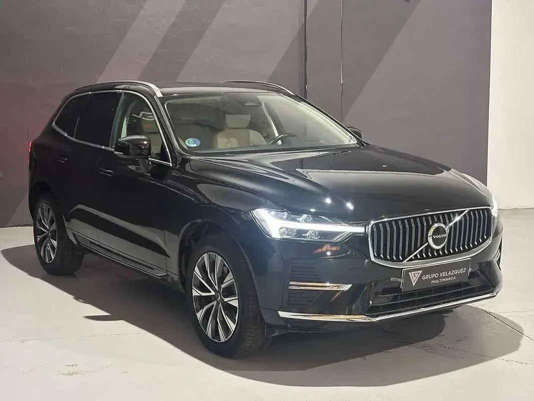 Usado Volvo XC60 Inscription 190 CV (139 kW) 2022 Negro SUV