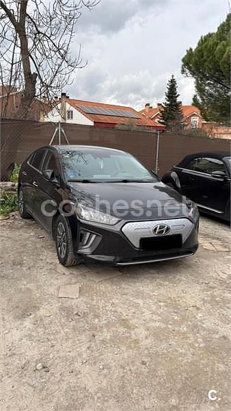 Usado Hyundai Ioniq 141 CV (103 kW) 2020 Negro Utilitario