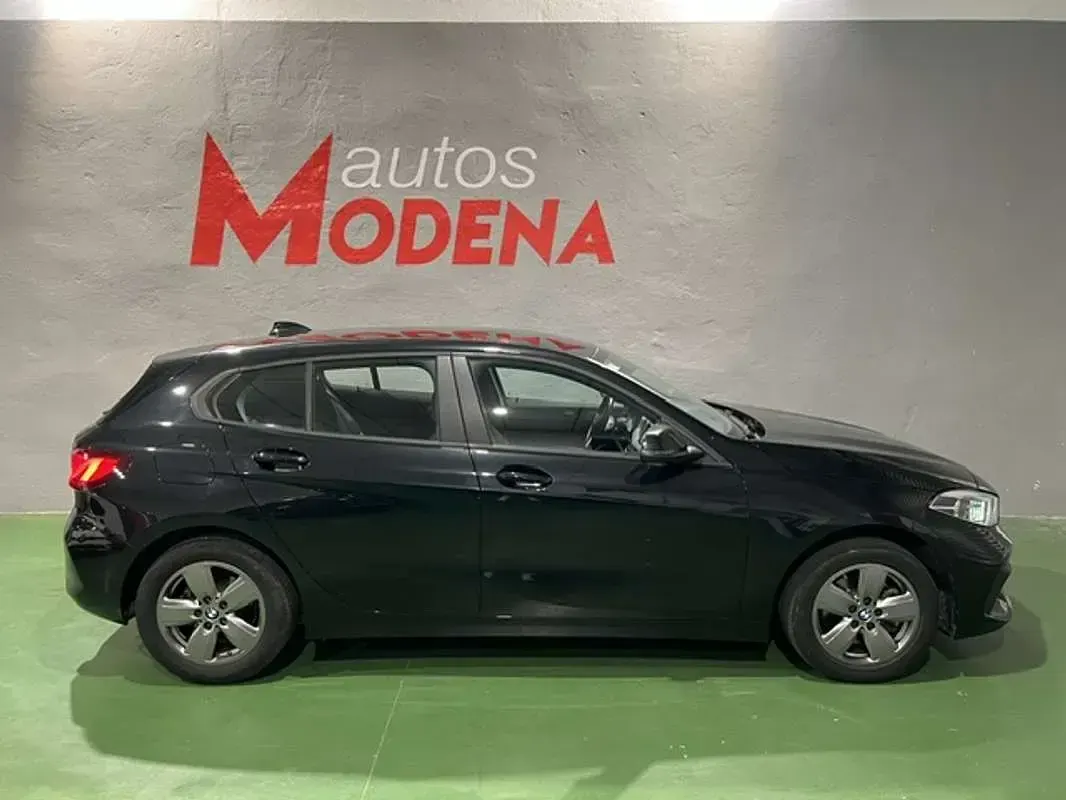 Usado BMW 118 150 CV (110 kW) 2020 Negro Utilitario