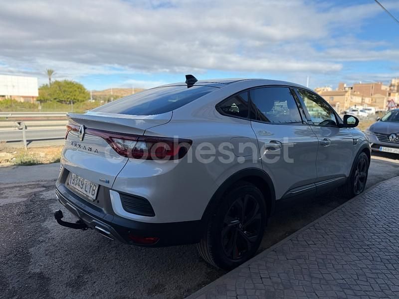 Usado Renault Arkana RS Line 145 CV (106 kW) 2022 Blanco SUV