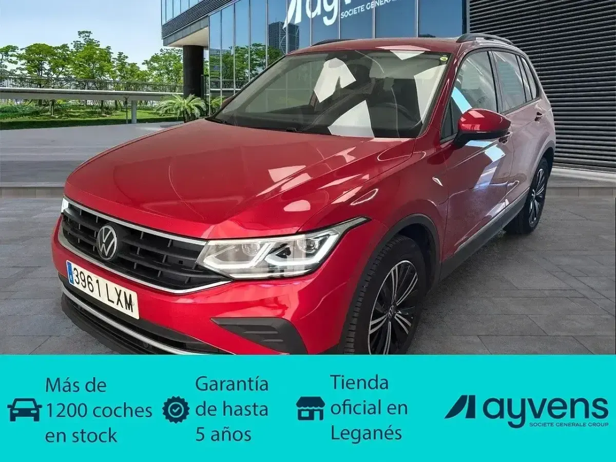 Usado VW Tiguan Life 150 CV (110 kW) 2022 Amarillo SUV