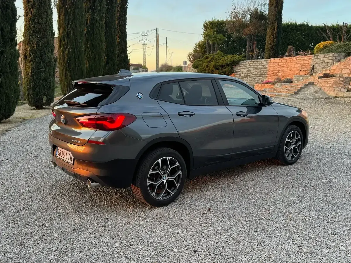 Usado BMW X2 Advantage 150 CV (110 kW) 2021 Gris SUV