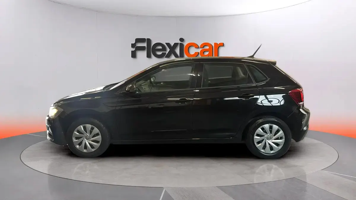 Usado VW Polo Advance 80 CV (58 kW) 2018 Negro Utilitario