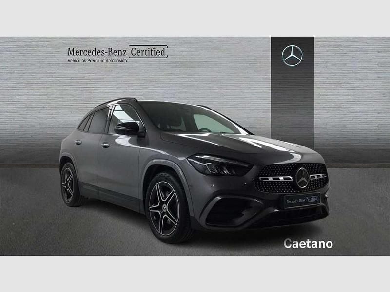 Usado Mercedes GLA220 190 CV (139 kW) 2025 Gris SUV