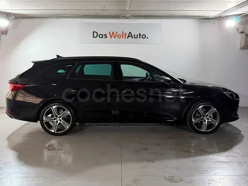 Nuevo Seat Leon FR 150 CV (110 kW) 2026 Negro Familiar