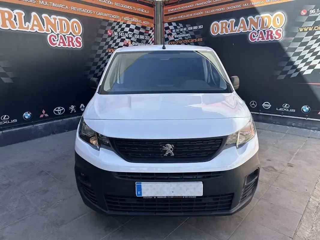 Usado Peugeot Partner S 102 CV (75 kW) 2021 Blanco Monovolumen