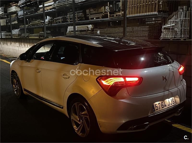 Usado Citroën DS5 163 CV (119 kW) 2014 Blanco Utilitario