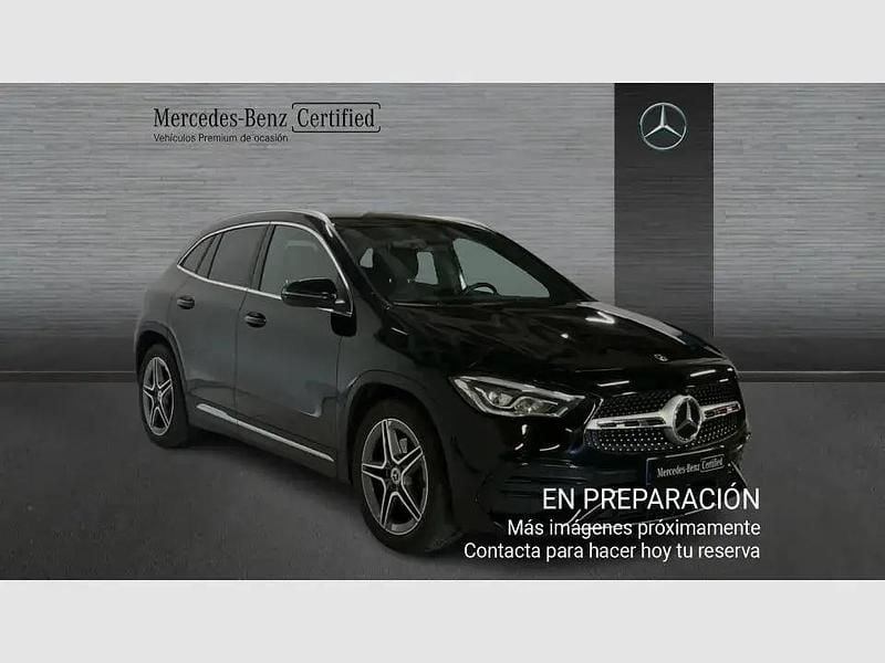 Usado Mercedes GLA200 150 HP (110 kW) 2022 Preto SUV