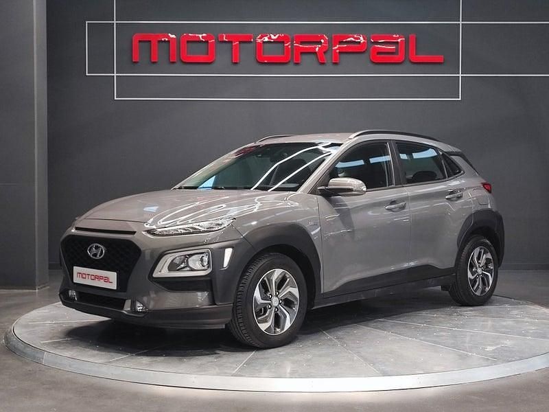 Usado Hyundai Kona 141 CV (103 kW) 2020 Gris SUV