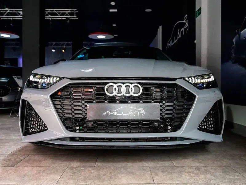 Usado Audi A7 Sportback Advanced Plus 600 CV (441 kW) 2020 Gris / plata Utilitario
