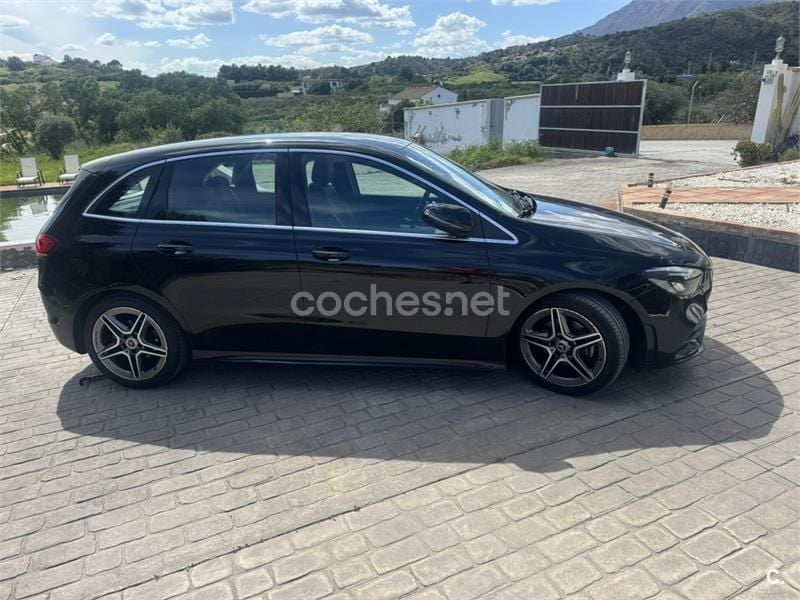 Usado Mercedes B220 190 CV (139 kW) 2020 Negro Monovolumen