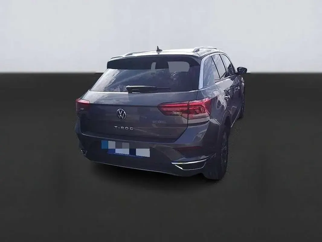 Usado VW T-Roc Sport 150 CV (110 kW) 2021 Gris SUV