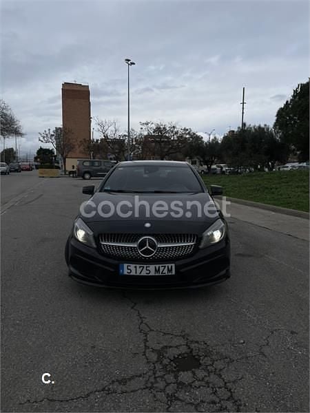 Usado Mercedes A200 Urban 136 CV (100 kW) 2015 Negro Berlina