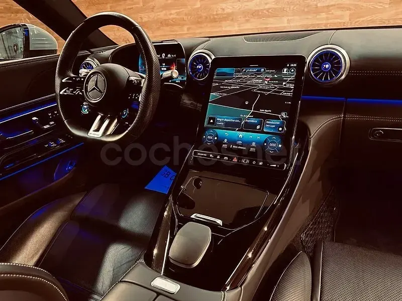 Usado Mercedes SL43 AMG AMG 381 CV (280 kW) 2022 Gris / plata Descapotable