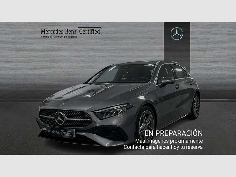 Usado 2025 Mercedes A180 Berlina | 30.490 € (Buen precio) - Imagen 1/4