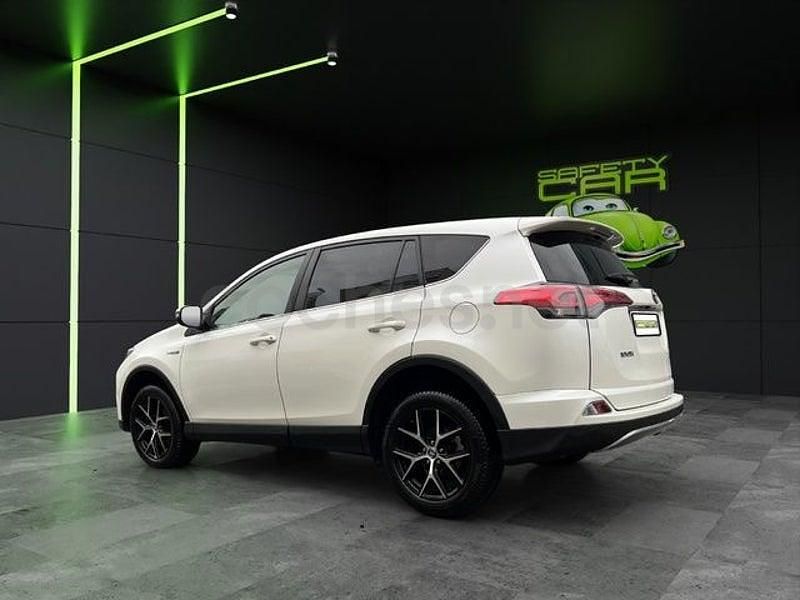 Usado Toyota RAV4 Hybrid Executive 197 CV (144 kW) 2016 Blanco SUV