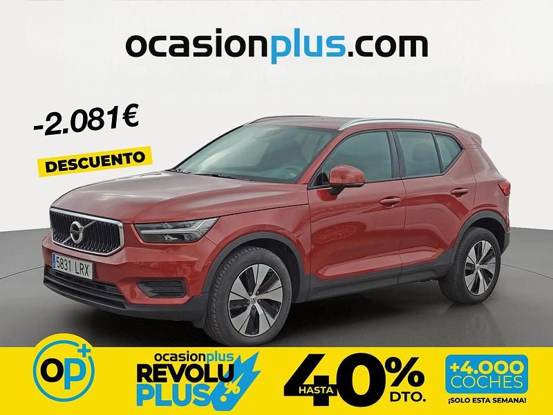 Usado Volvo XC40 Momentum 163 CV (119 kW) 2021 Rojo SUV