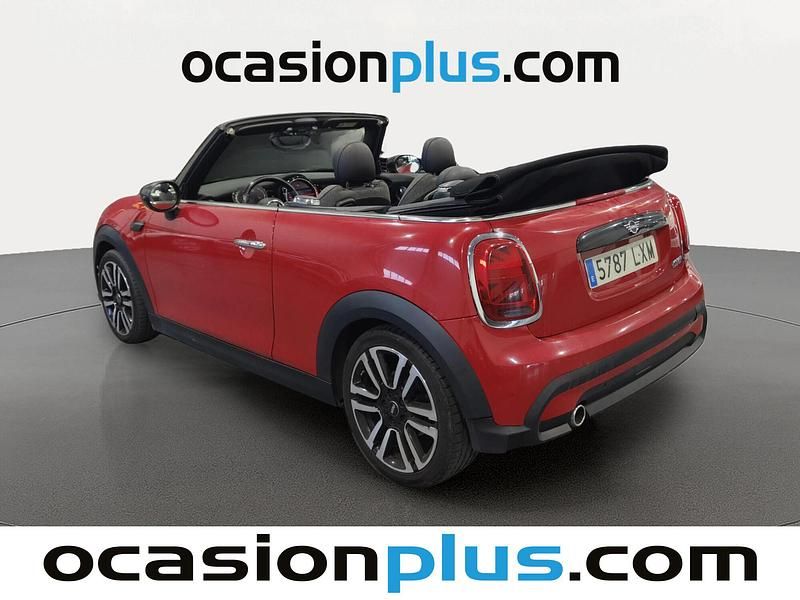 Usado Mini Cooper Cabriolet 136 CV (100 kW) 2022 Rojo Descapotable
