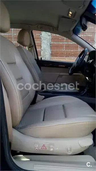 Usado Opel Omega Elegance 150 CV (110 kW) 2003 Azul Berlina