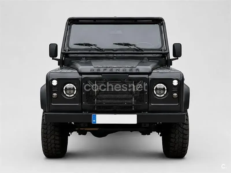 Usado Land Rover Defender 122 CV (89 kW) 2004 Gris / plata Familiar