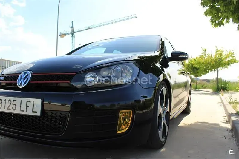 Usado VW Golf VI GTI 210 CV (154 kW) 2010 Negro Utilitario