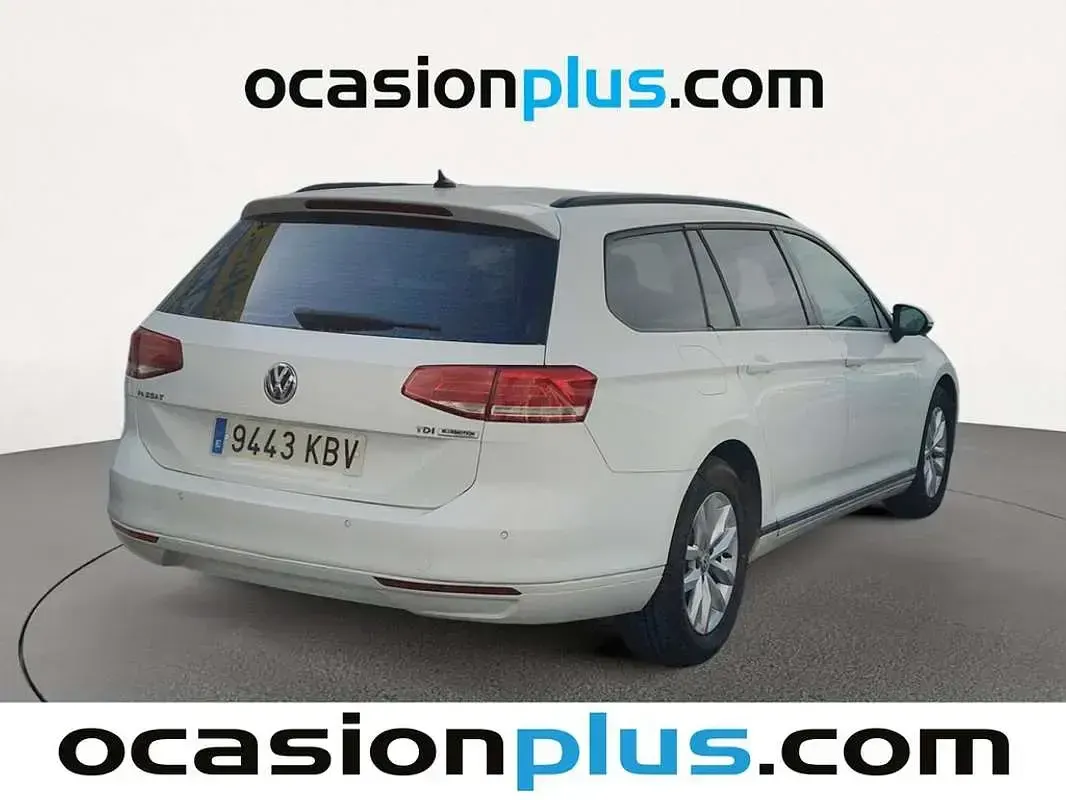Usado VW Passat Edition 120 CV (88 kW) 2017 Blanco Familiar