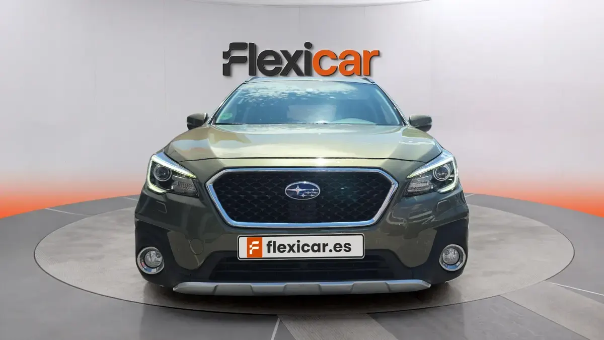 Usado Subaru Outback 175 CV (128 kW) 2020 Verde Familiar