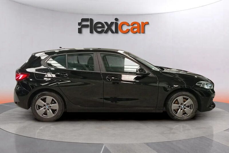 Usado BMW 118 141 CV (103 kW) 2021 Negro Utilitario