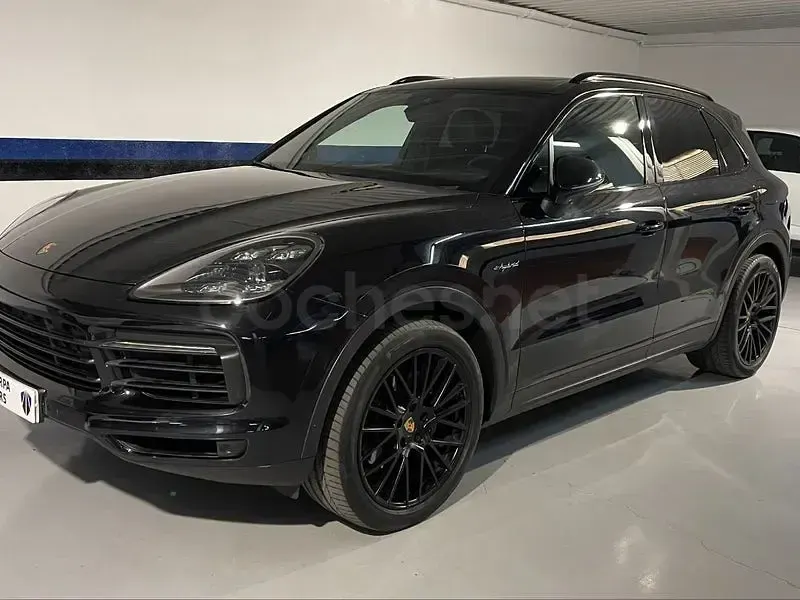 Usado Porsche Cayenne E-Hybrid 462 CV (339 kW) 2021 Negro SUV