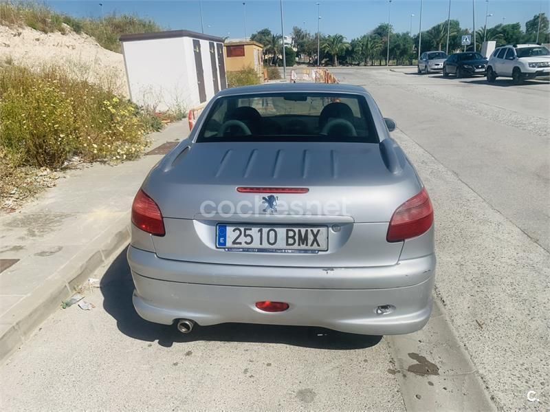 Gris / plata Usado 2001 Peugeot 206 Descapotable | 1500 € (Super precio) - Imagen 1/1