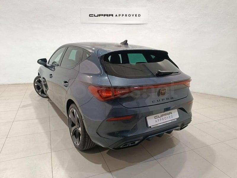 Usado Cupra Leon 150 CV (110 kW) 2023 Gris / plata Berlina