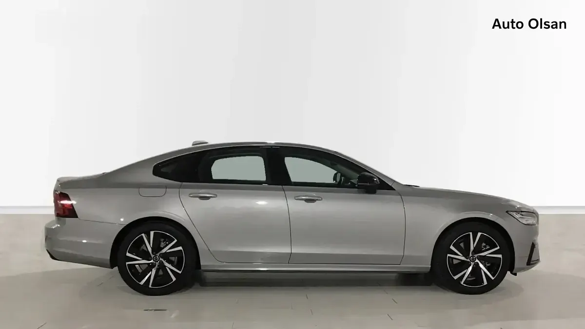 Usado Volvo S90 Plus 455 CV (334 kW) 2023 Gris Berlina