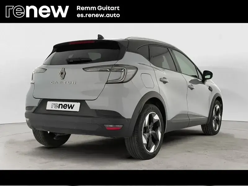 Usado Renault Captur Techno 100 CV (73 kW) 2025 Gris SUV