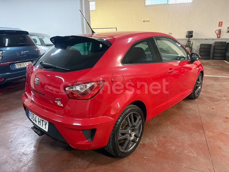 Usado Seat Ibiza SC FR 105 CV (77 kW) 2014 Rojo Utilitario